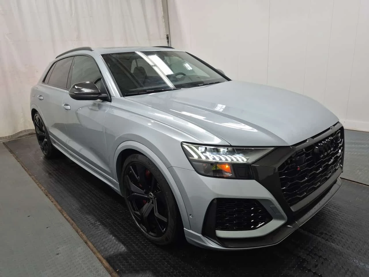 Audi RSQ8 BANG&OLUFSEN| ALCANTARA| HUD| 360| PANO | Mobile.bg � ����������� 2