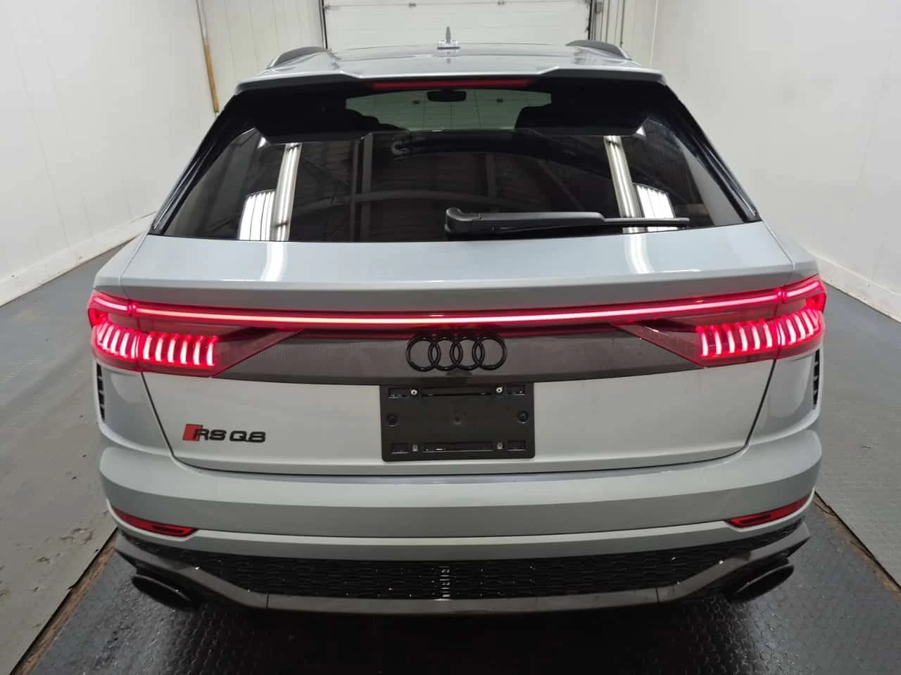 Audi RSQ8 BANG&OLUFSEN| ALCANTARA| HUD| 360| PANO | Mobile.bg � ����������� 7