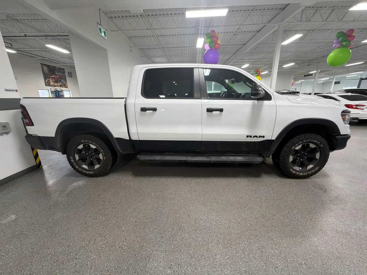 Dodge RAM 1500 * Rebel * ПОДГРЕВ* KEYLESS* , снимка 3 - Автомобили и джипове - 54320975