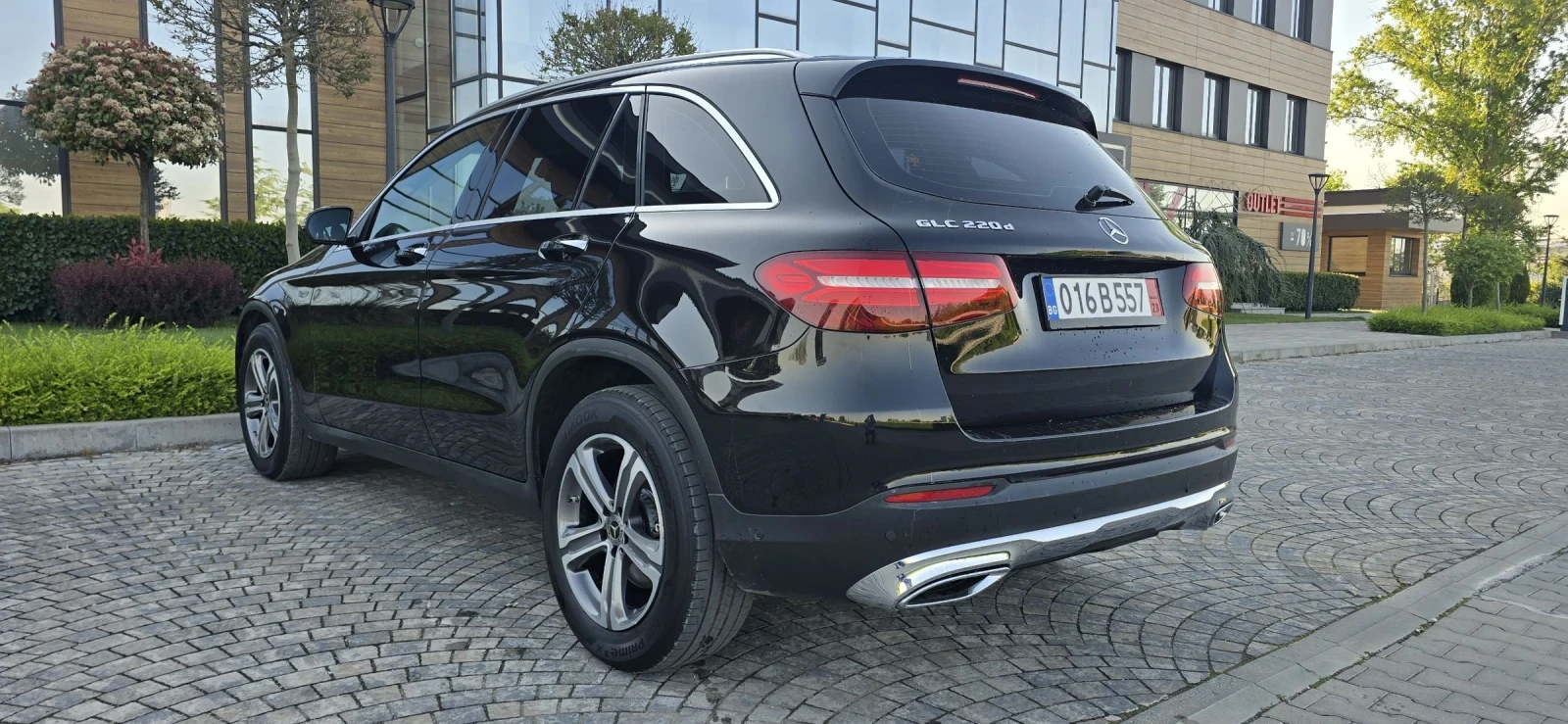 Mercedes-Benz GLC 220 AMG/��������/4MATIC/NAVI/FULL LED | Mobile.bg � ����������� 5