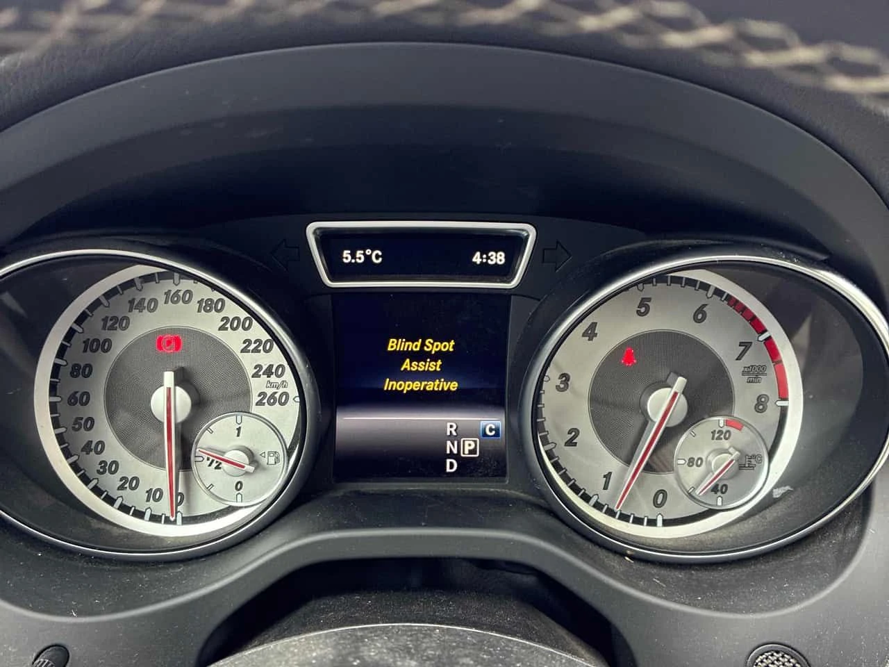 Mercedes-Benz GLA 250 * ПОДГРЕВ * ПАМЕТ * NAVI, снимка 8 - Автомобили и джипове - 54460354