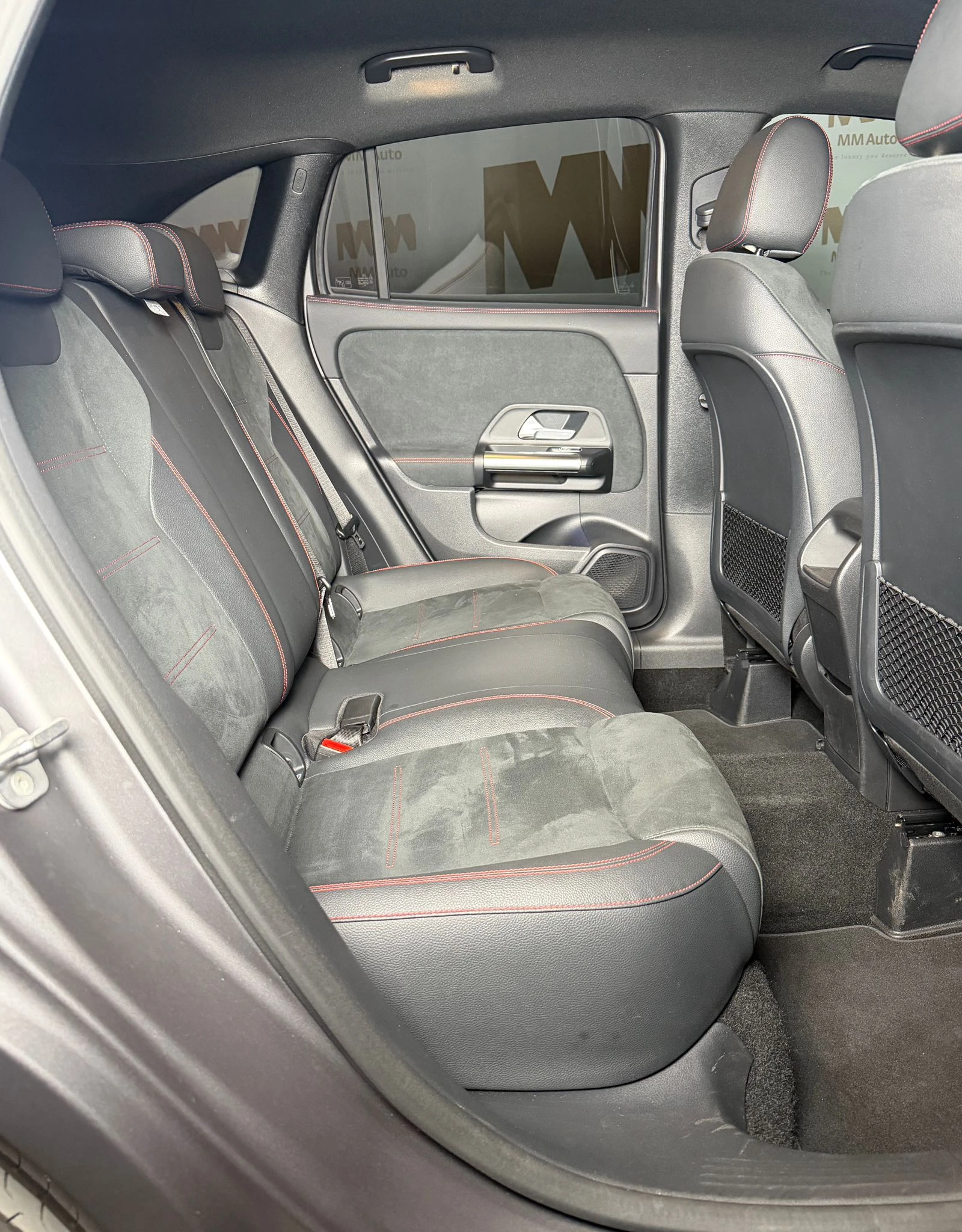 Mercedes-Benz GLA 220 4Matic* AMG* Keyless* 360* Distronic | Mobile.bg � ����������� 12