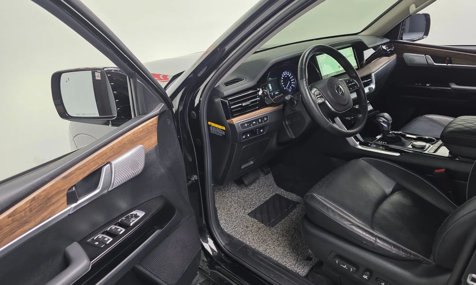 Kia Mohave, снимка 11 - Автомобили и джипове - 55219073