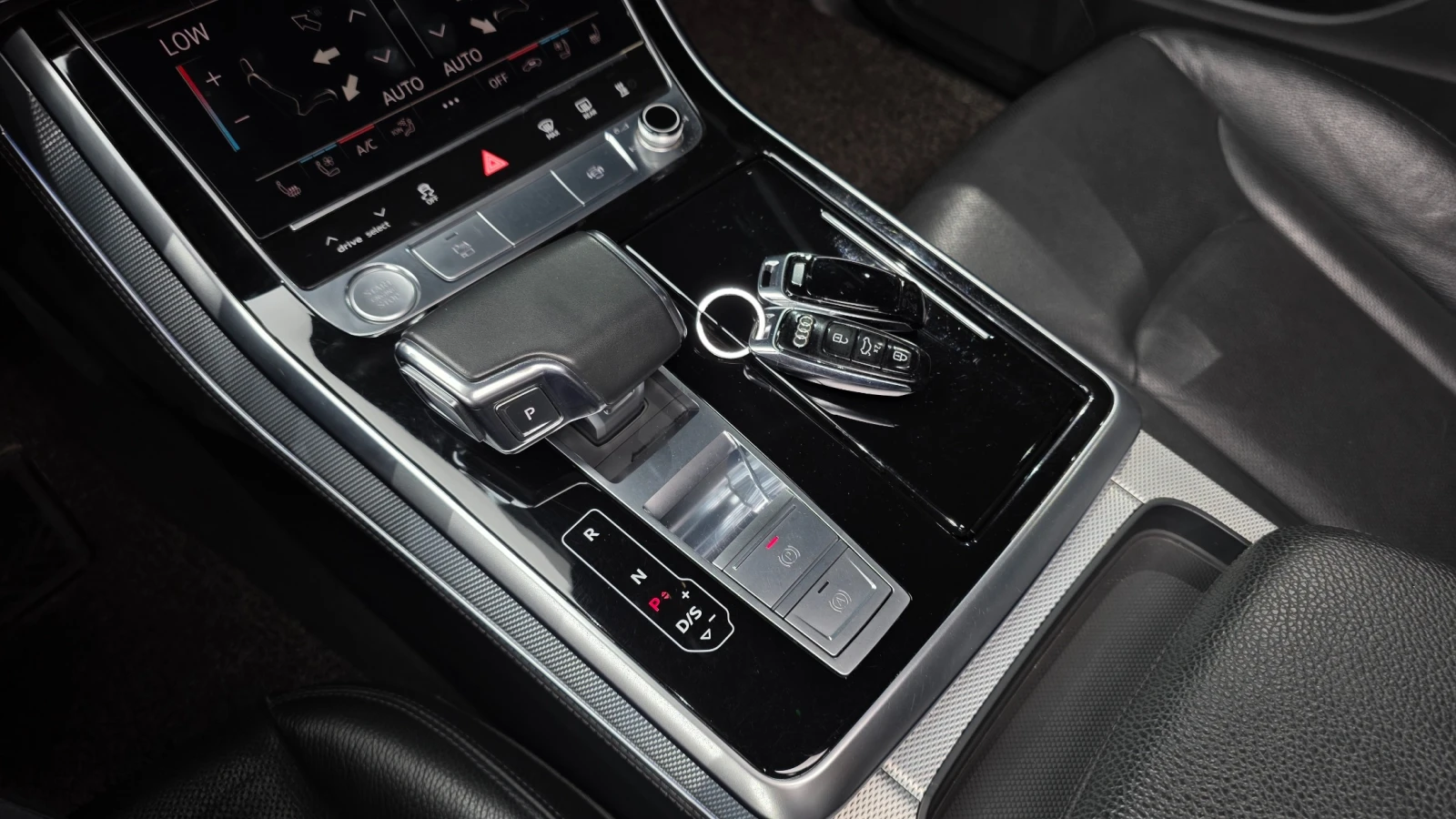 Audi Q8 45 TDI Quattro Premium, снимка 14 - Автомобили и джипове - 55466111