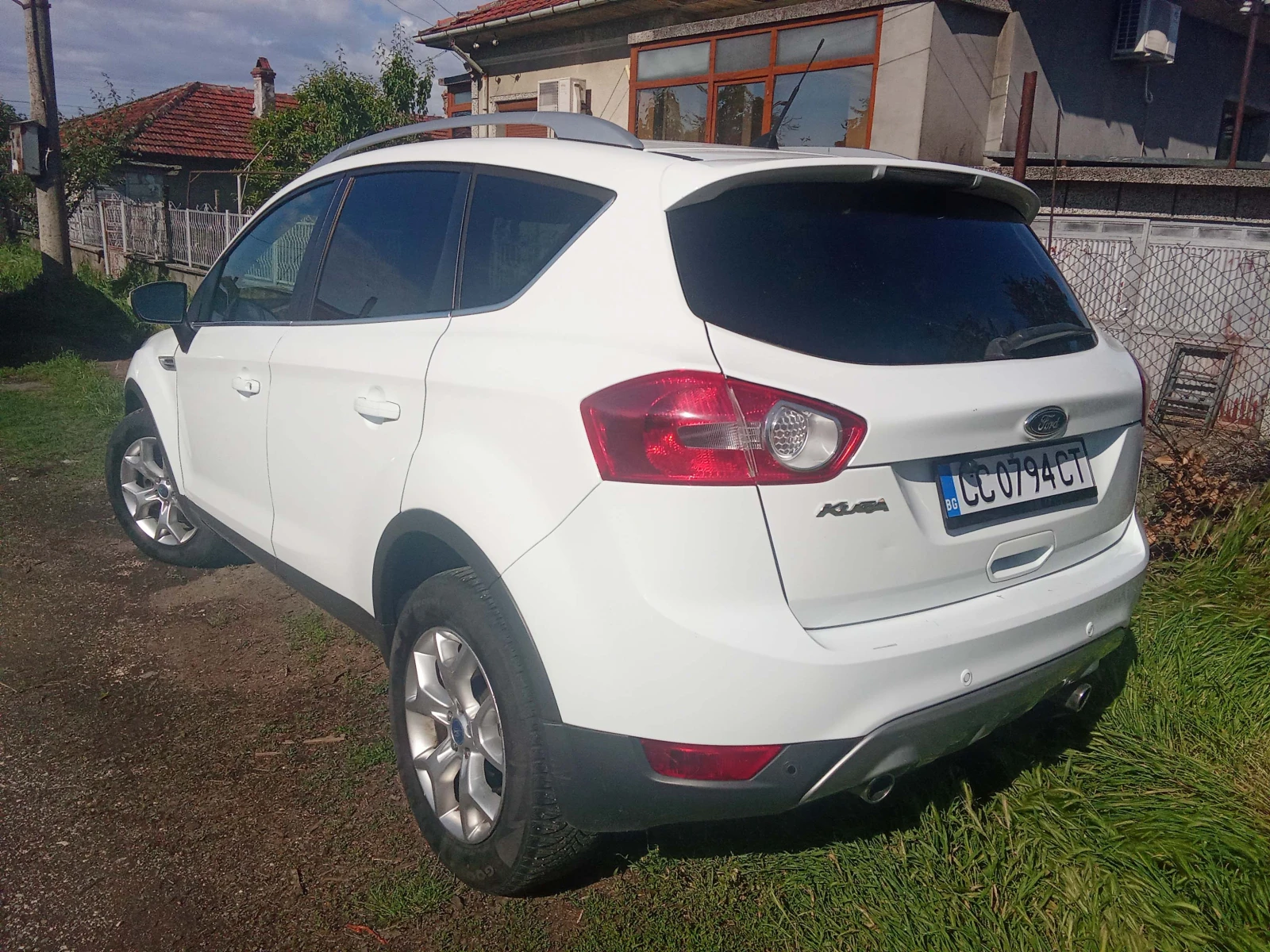 Ford Kuga, снимка 3 - Автомобили и джипове - 55574577