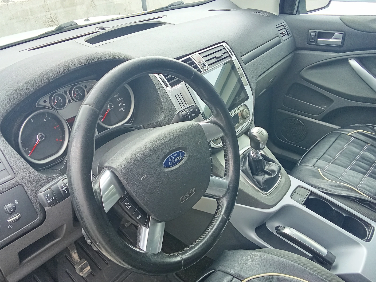 Ford Kuga, снимка 11 - Автомобили и джипове - 55574577