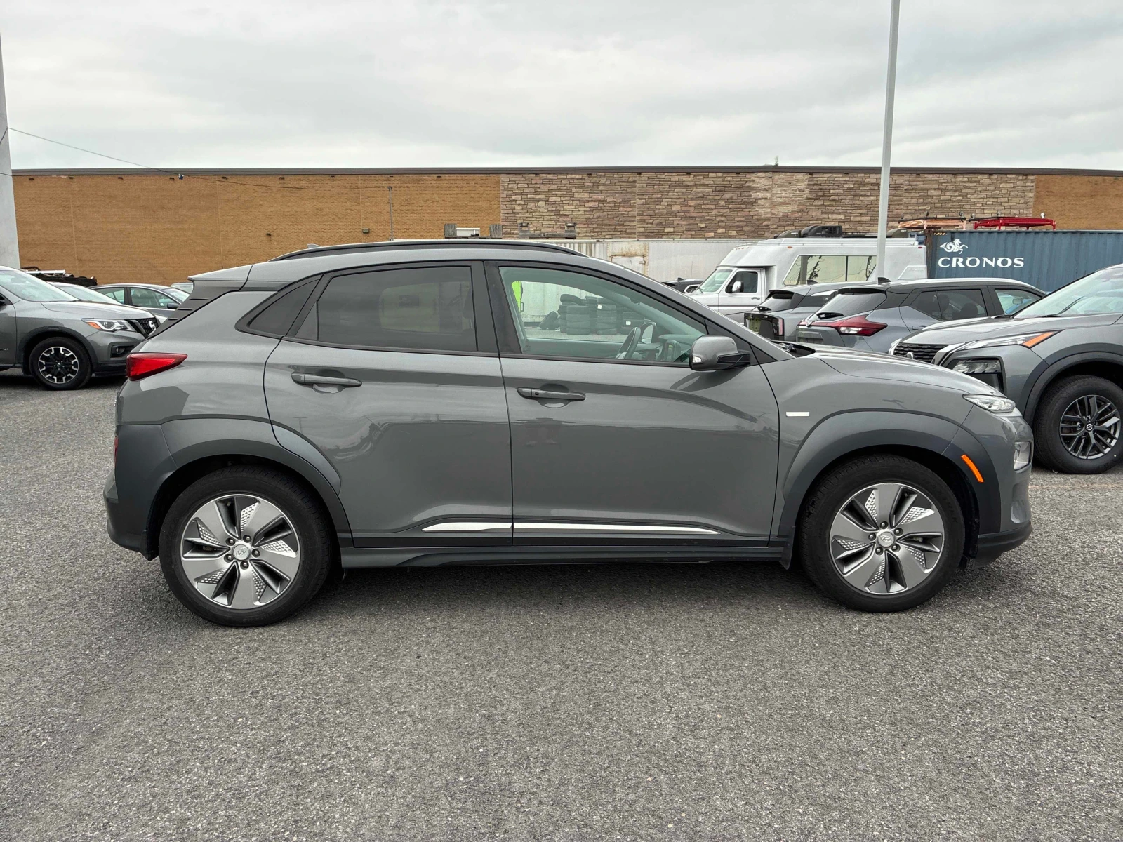 Hyundai Kona * Preferred * CARFAX * ОПЦИЯ ЗА ФИНАНСИРАНЕ, снимка 3 - Автомобили и джипове - 56057019