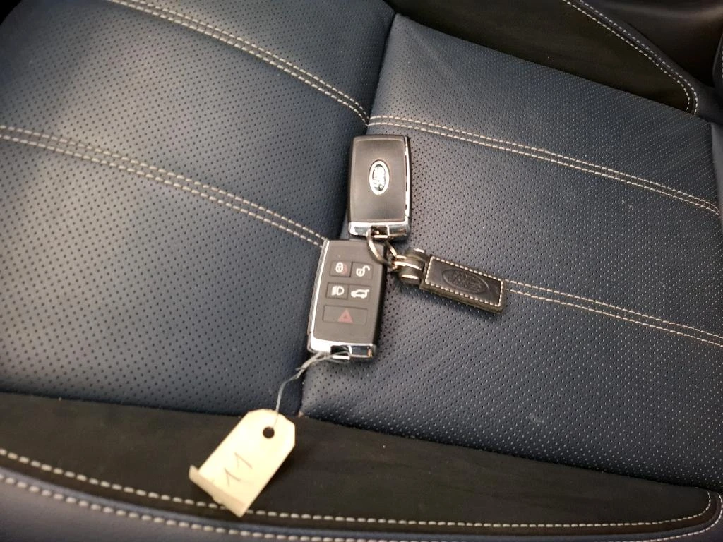 Land Rover Range Rover Velar D200 BVA R-Dynamic S Leather Navi, снимка 11 - Автомобили и джипове - 56220167