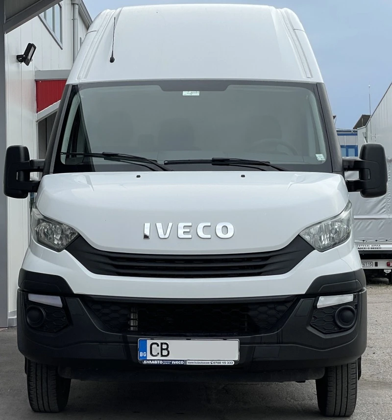 Iveco Daily Б категория , снимка 10 - Бусове и автобуси - 46383950