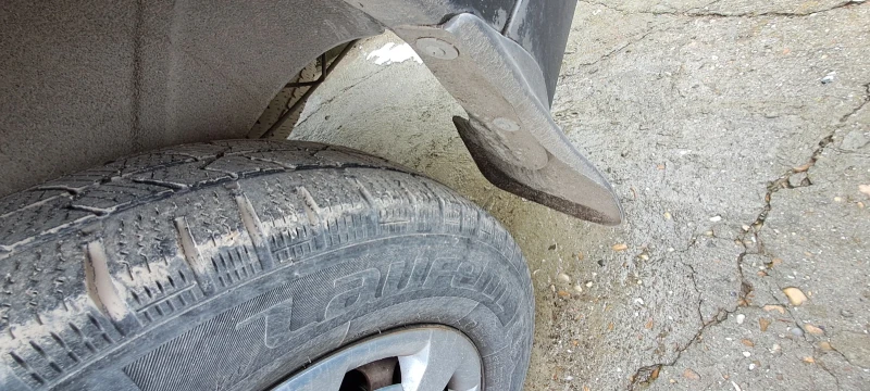 Mercedes-Benz Vito 200 D, снимка 2 - Бусове и автобуси - 53122611