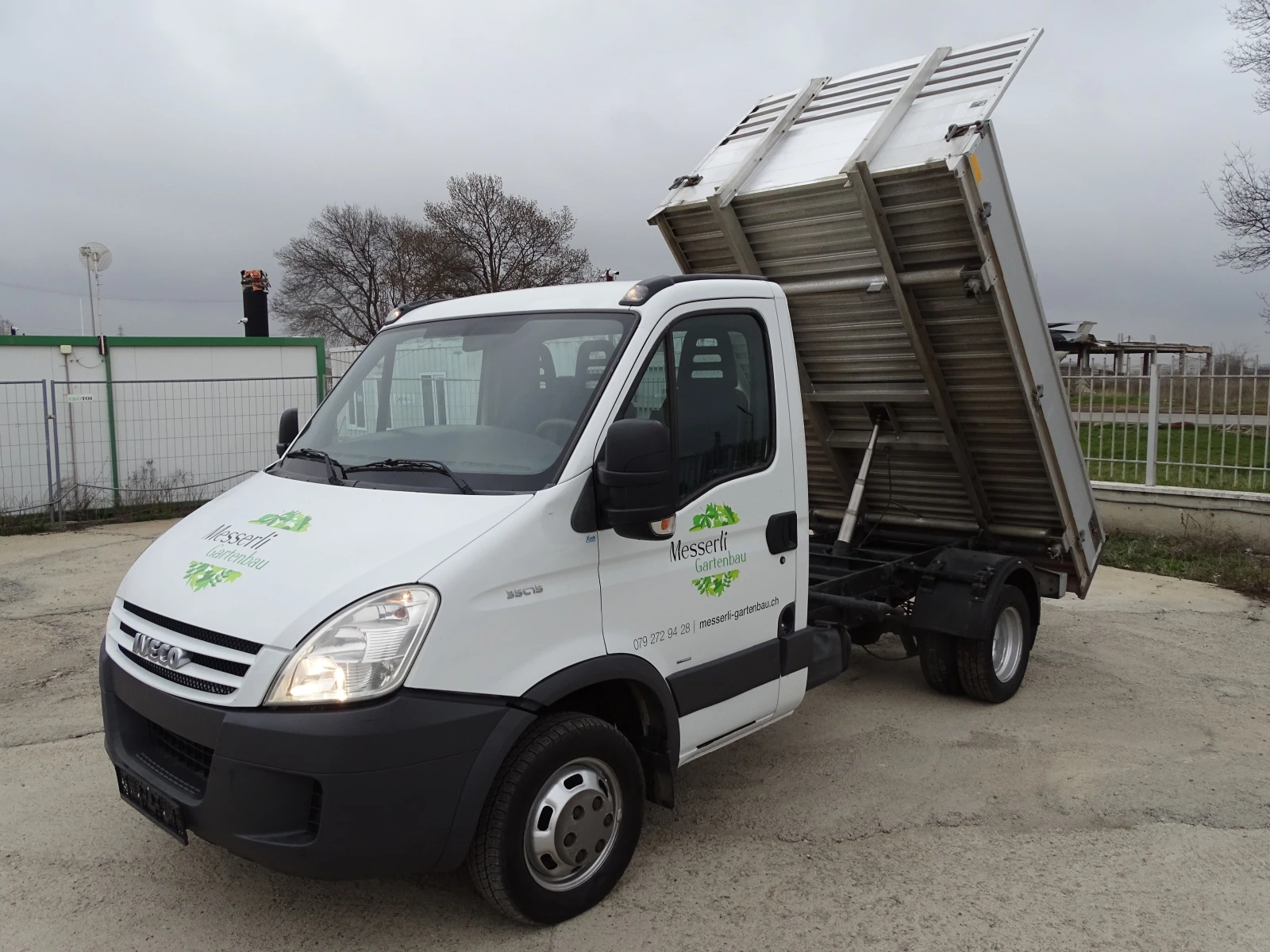 Iveco 35c15 3.0HPI  КАТ. * Б* , снимка 3 - Бусове и автобуси - 54056219