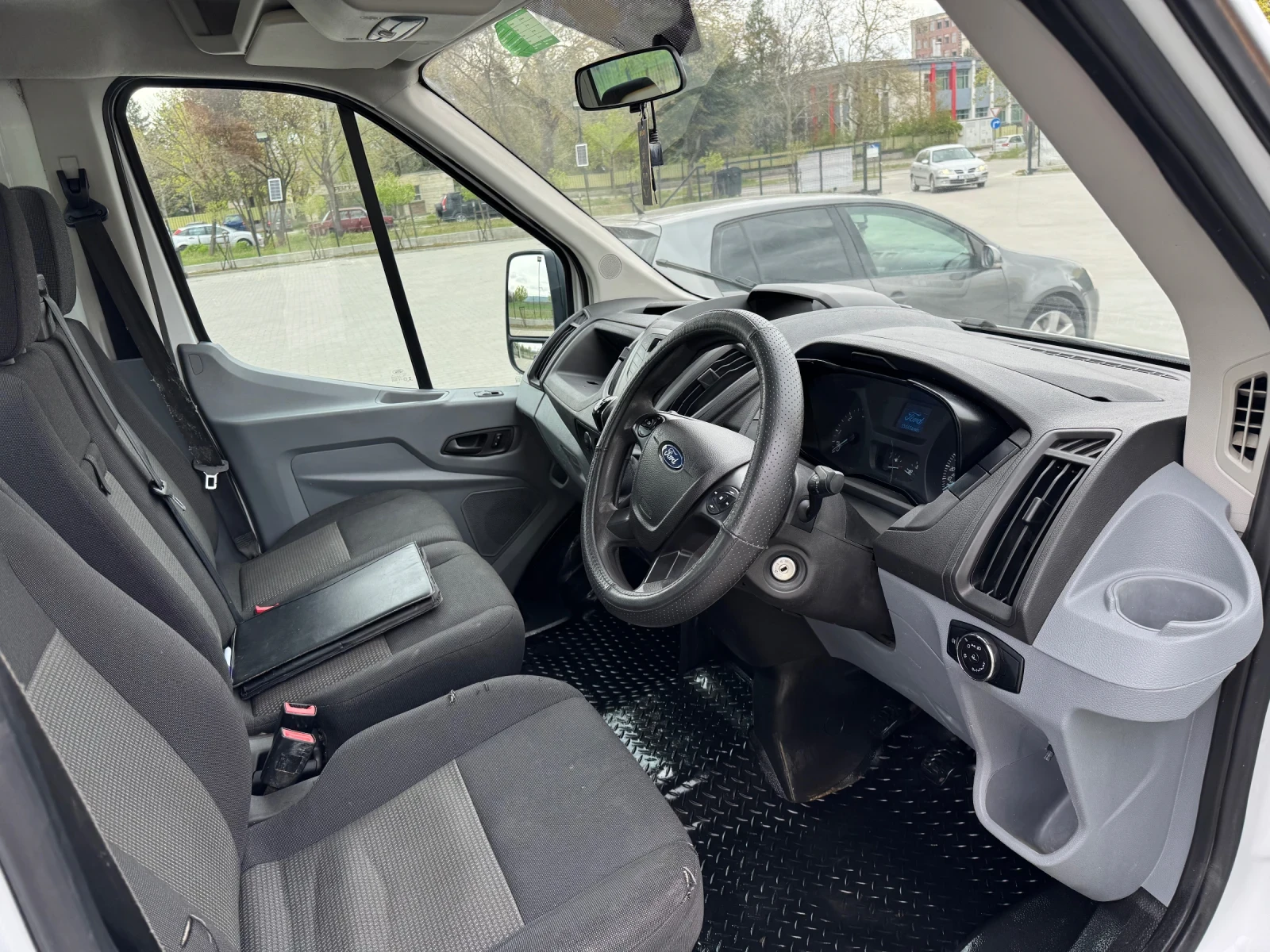 Ford Transit �������� 2.2 125�.�. Euro5 6 �������� | Mobile.bg � ����������� 6