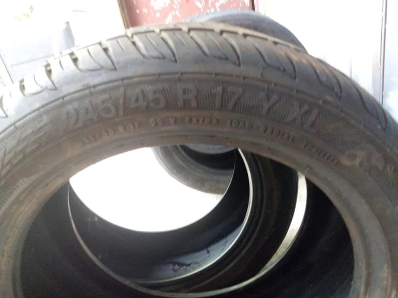 Гуми Летни 245/45R17, снимка 8 - Гуми и джанти - 49087059