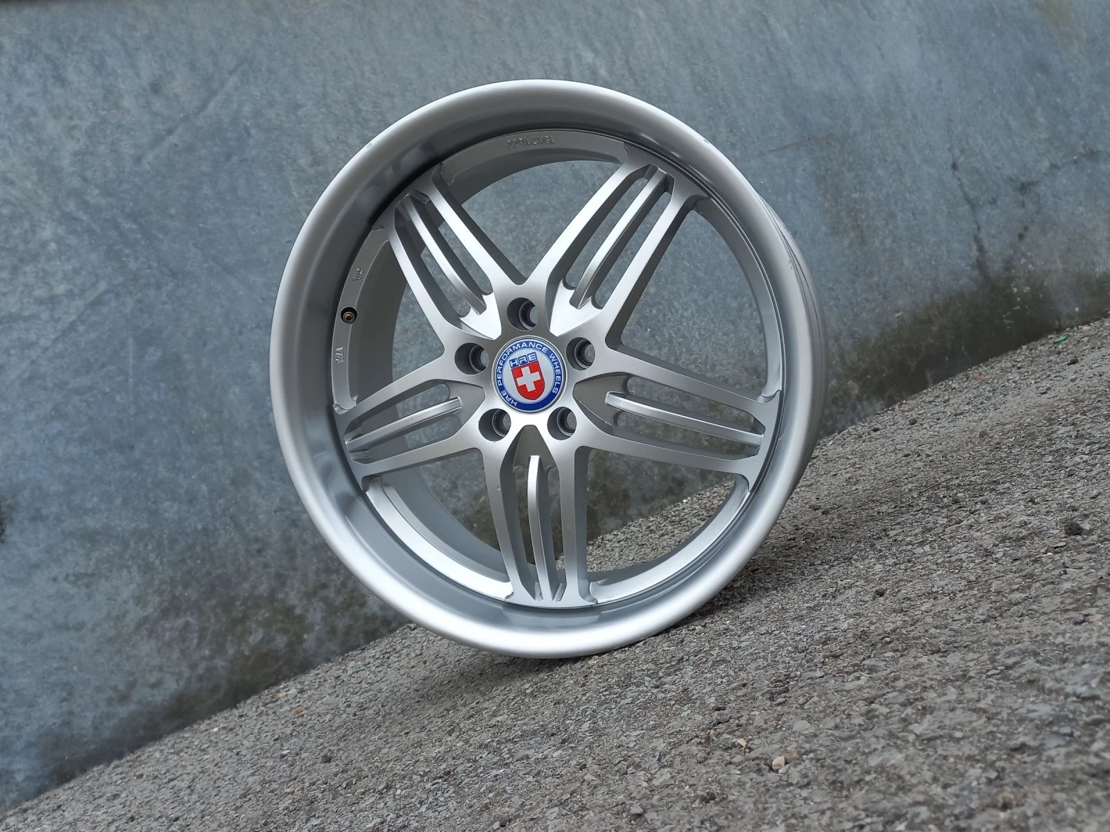   Volvo | Mobile.bg   9