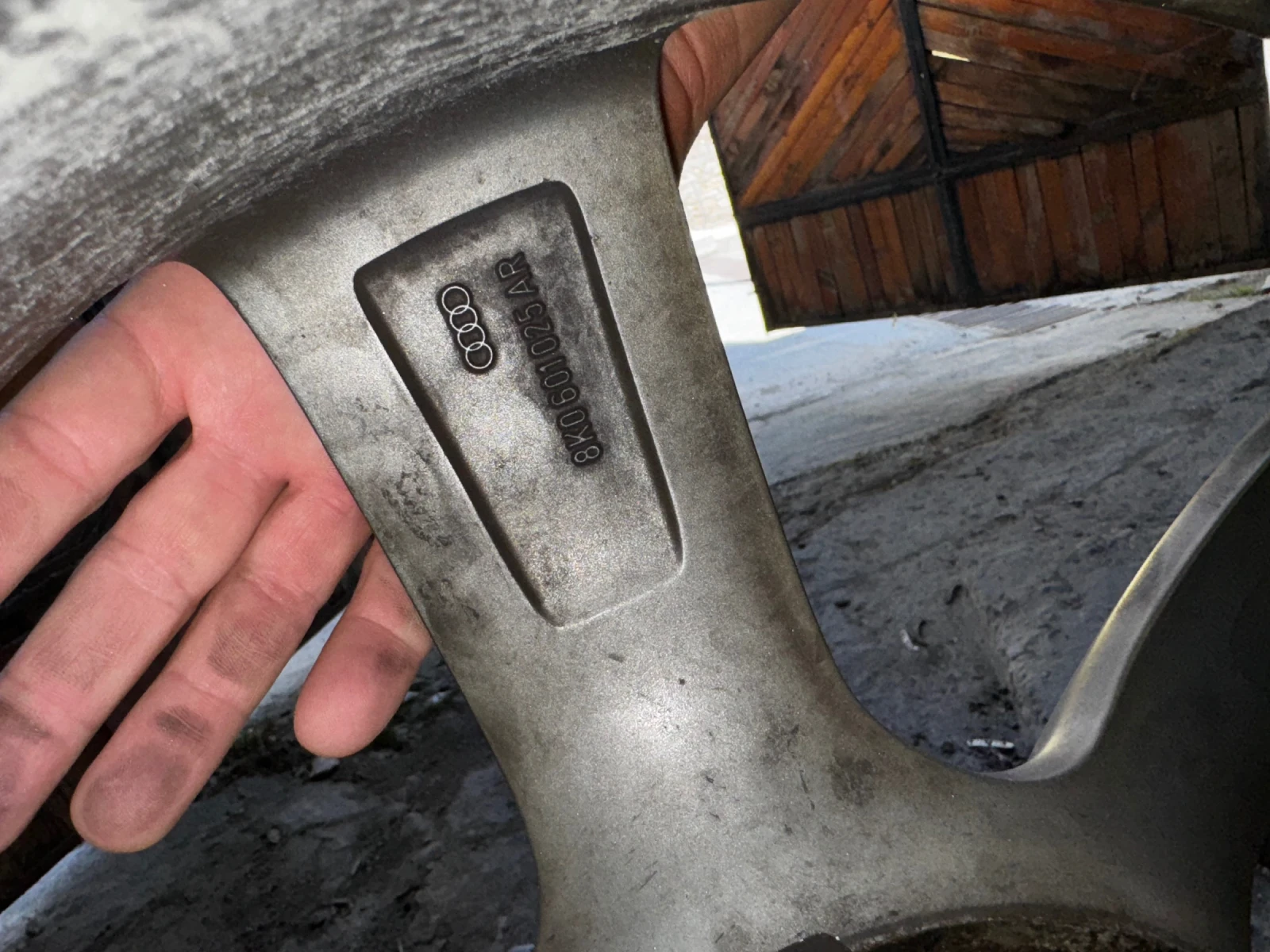    255/45R19  Audi A8 | Mobile.bg   5