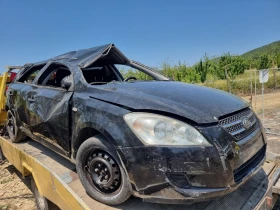 Kia Ceed 1.6 CRDI/DPF, снимка 1