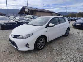Toyota Auris 1.8i HYBRID, снимка 1