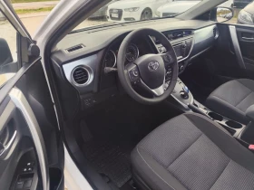 Toyota Auris 1.8i HYBRID, снимка 11