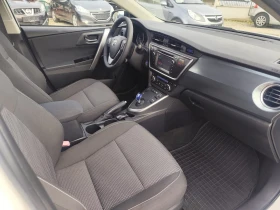 Toyota Auris 1.8i HYBRID, снимка 12