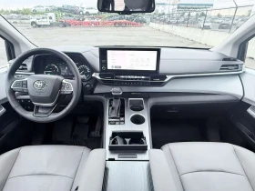 Toyota Sienna * XLE 8 Passenger FWD * АВТОКРЕДИТ* , снимка 17