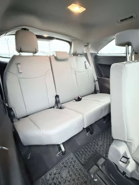 Toyota Sienna * XLE 8 Passenger FWD * АВТОКРЕДИТ* , снимка 13