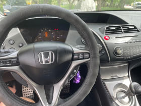 Honda Civic 1.4 Facelift, снимка 8 - Автомобили и джипове - 45891447