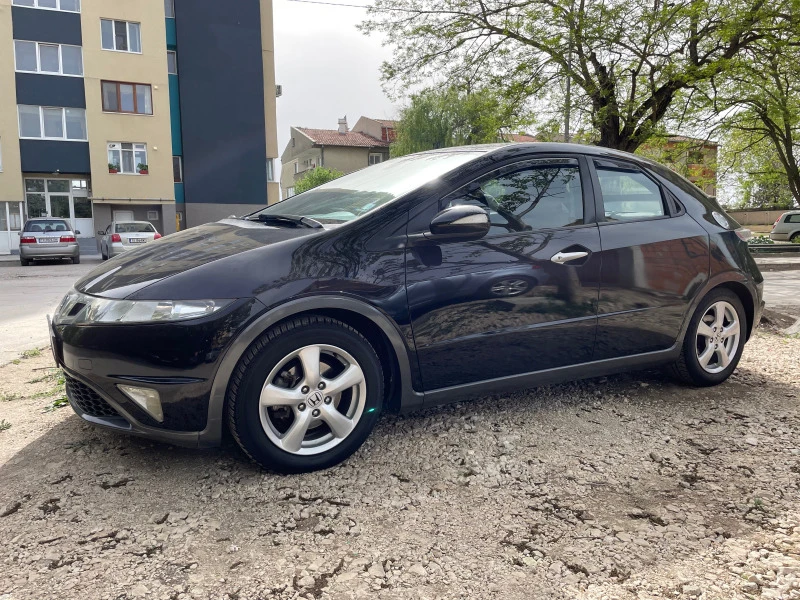 Honda Civic 1.4 Facelift, снимка 2 - Автомобили и джипове - 46762872