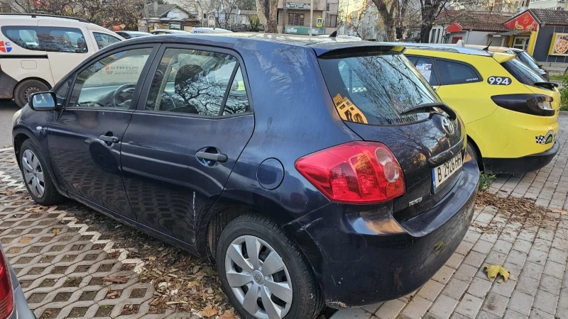 Toyota Auris 1.4, снимка 3 - Автомобили и джипове - 48132277