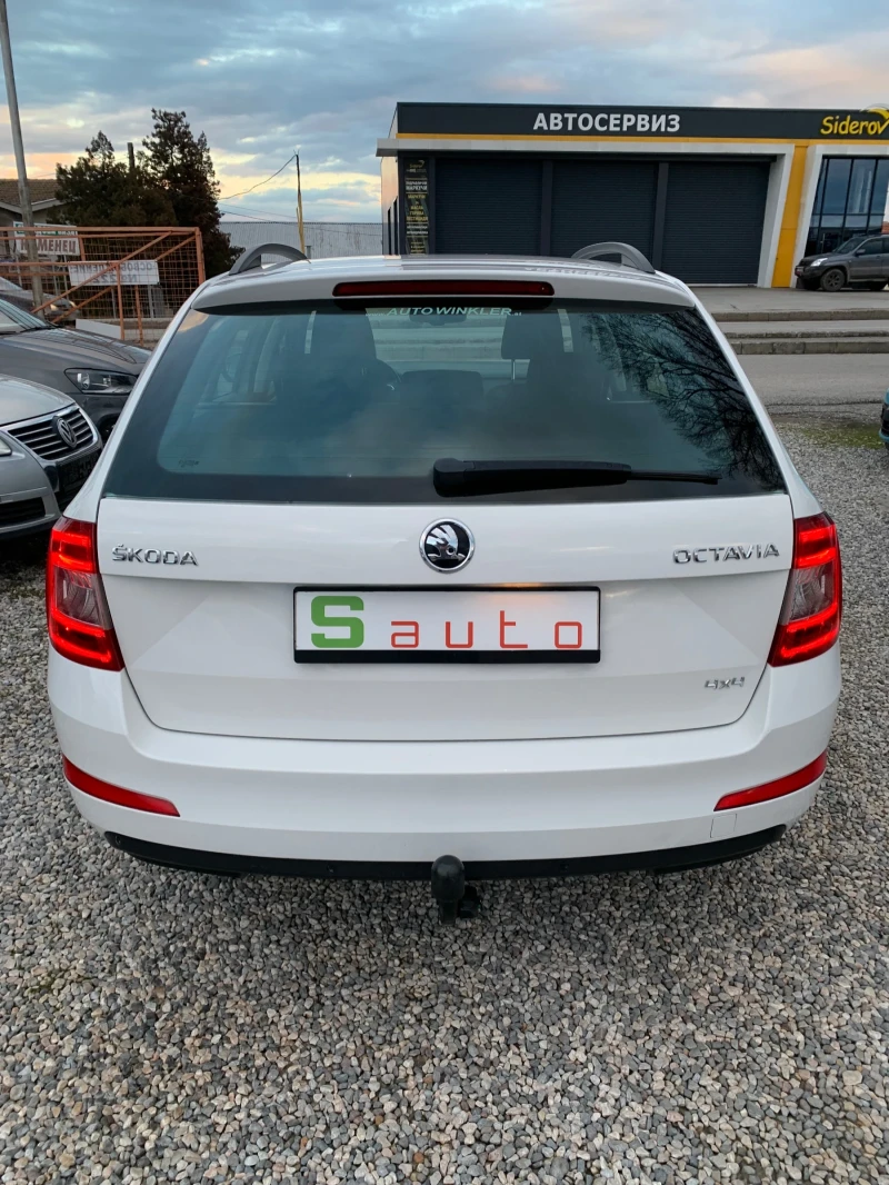 Skoda Octavia 1.6TDI 4x4, снимка 4 - Автомобили и джипове - 48552480