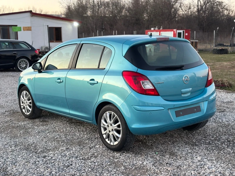 Opel Corsa 1.2/ 4 цилиндъра/ фул екстри, снимка 5 - Автомобили и джипове - 48922259