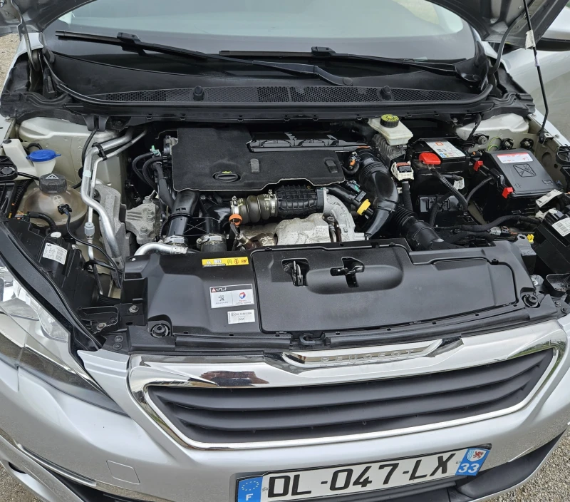 Peugeot 308 1.6 HDI, снимка 17 - Автомобили и джипове - 49427273