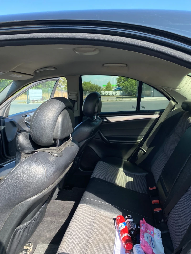 Mercedes-Benz C 200, снимка 6 - Автомобили и джипове - 52774644