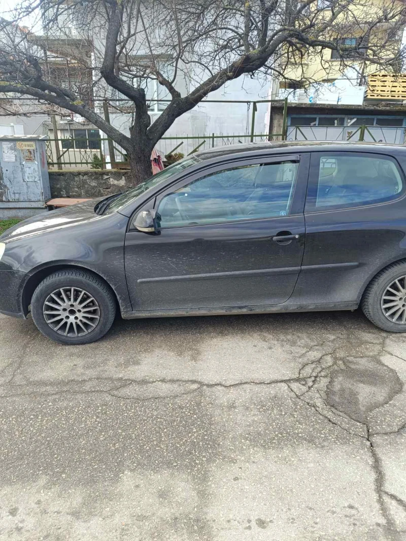 VW Golf 5, снимка 7 - Автомобили и джипове - 53026505