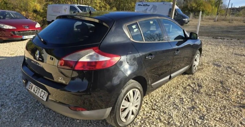 Renault Megane, снимка 2 - Автомобили и джипове - 53248075