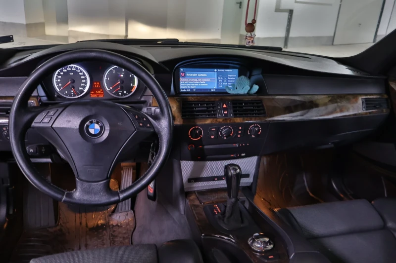 BMW 530, снимка 11 - Автомобили и джипове - 53176251