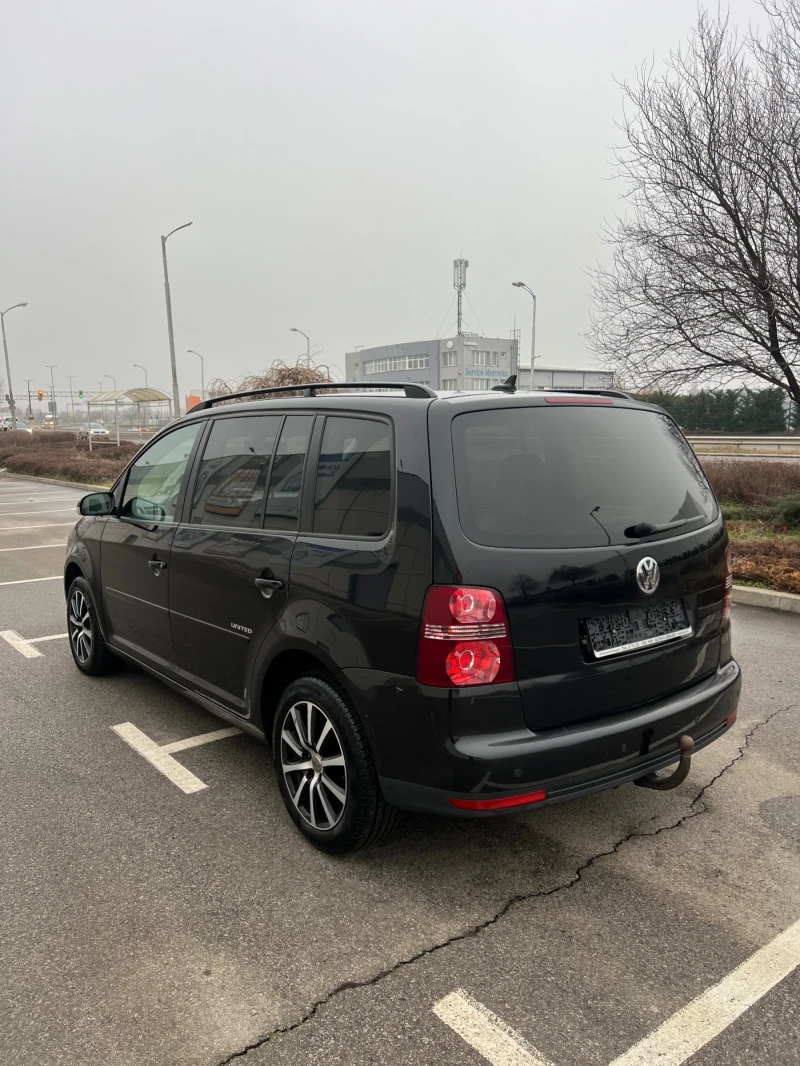 VW Touran 2.0TDI United, снимка 3 - Автомобили и джипове - 53213871
