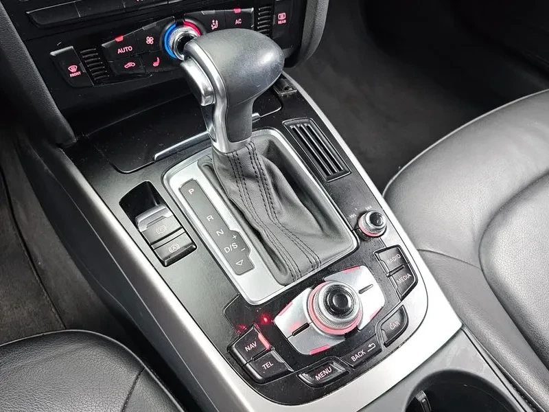 Audi A4 2.0 TDI, снимка 9 - Автомобили и джипове - 55007182