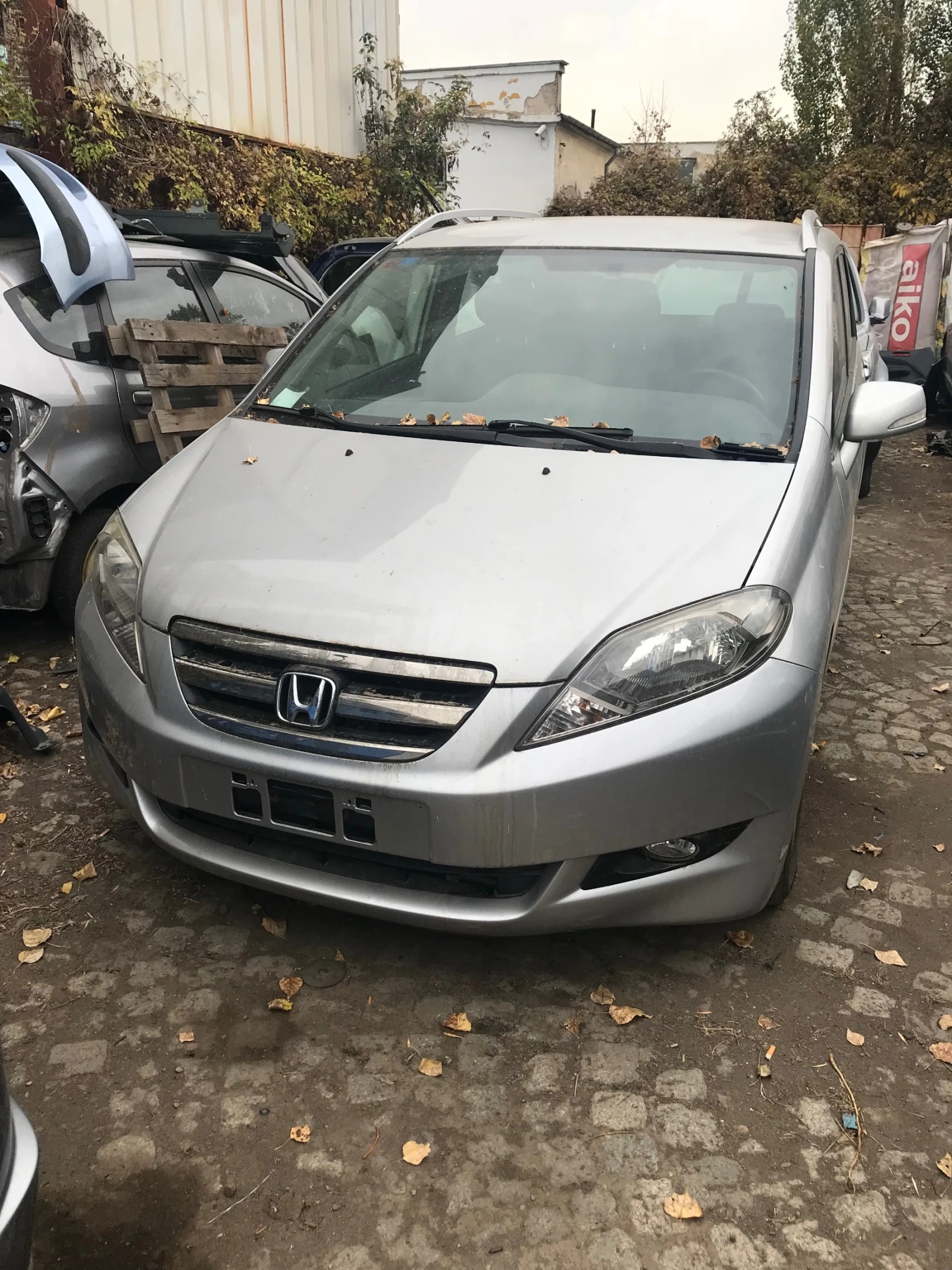 Honda Fr-v 1.7i-2.0i-2.2ctd - изображение 2