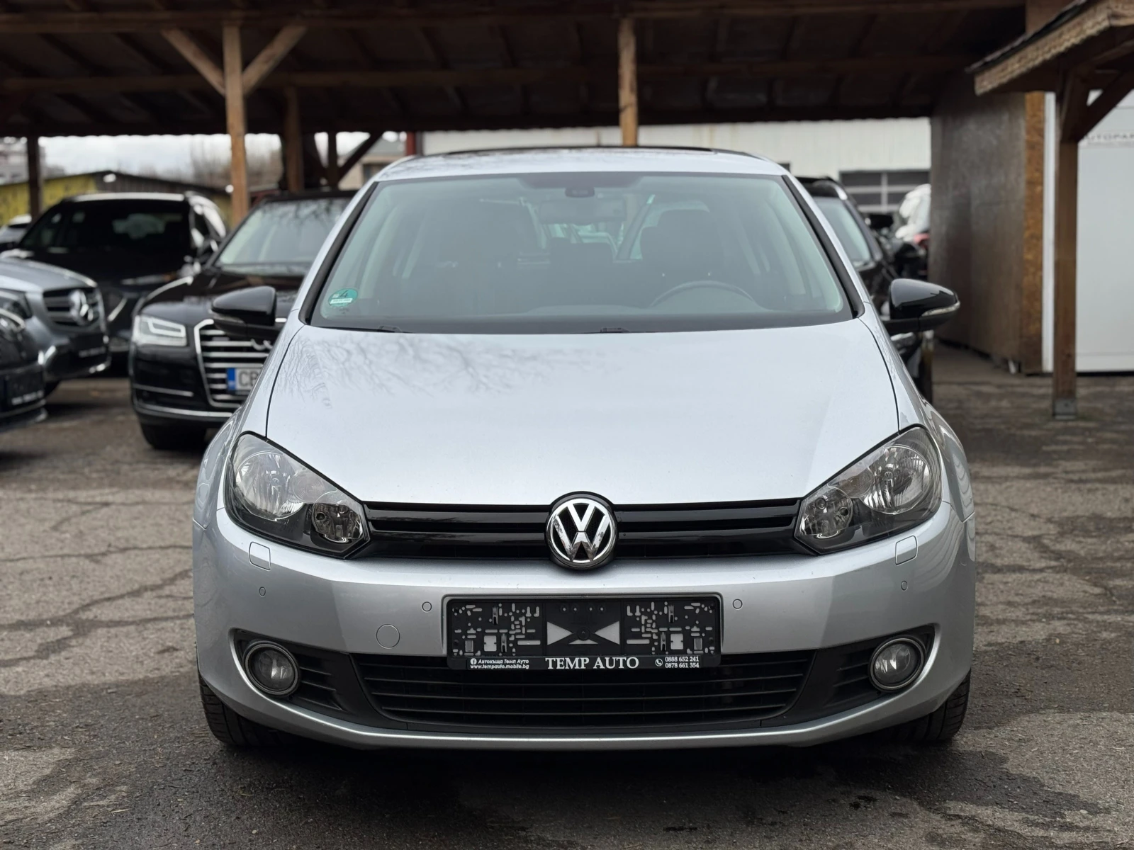 VW Golf 2.0TDI* 140к.с* СЕРВИЗНА КНИЖКА С ПЪЛНА ИСТОРИЯ - изображение 2