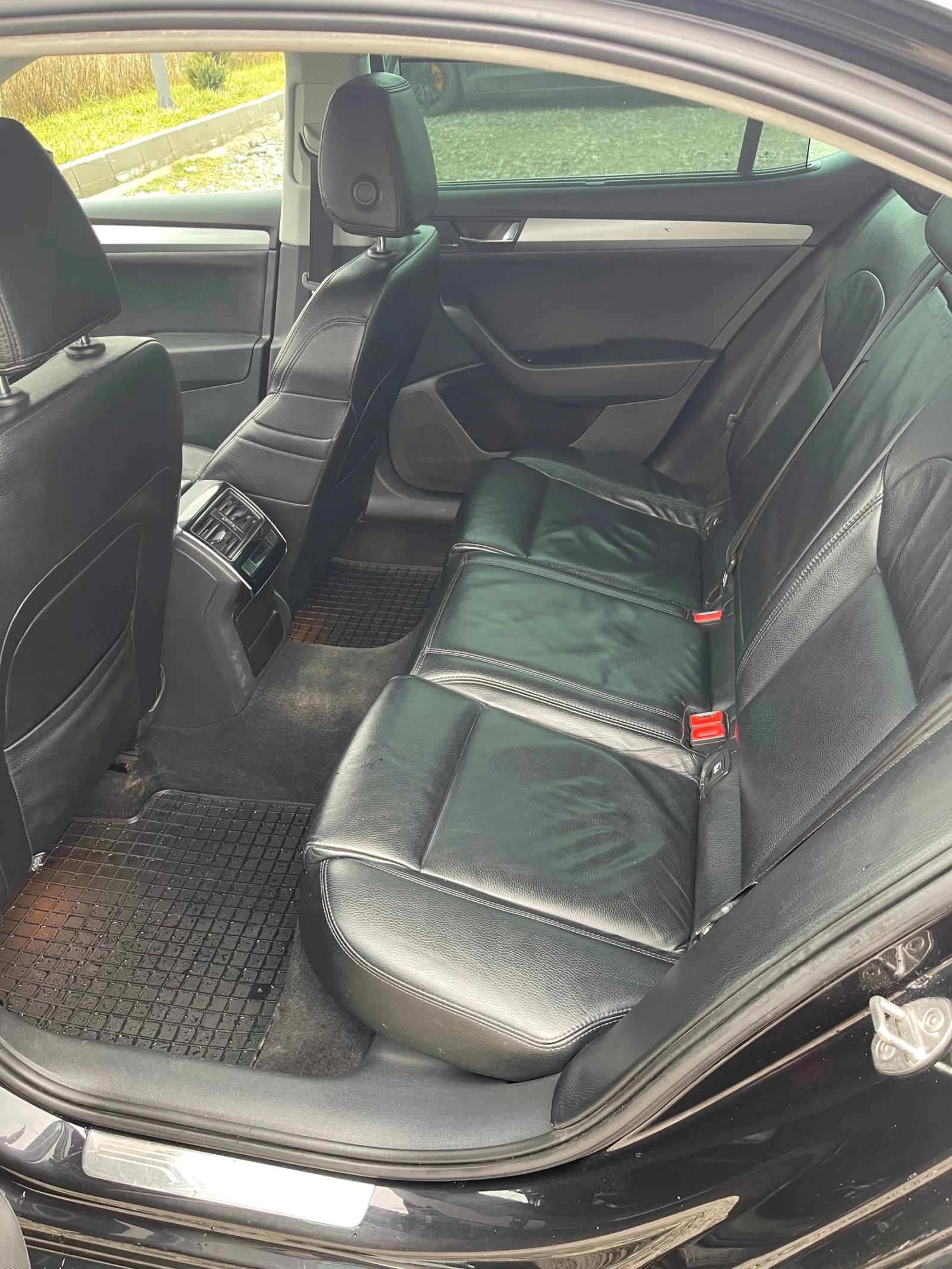Skoda Superb  - изображение 8