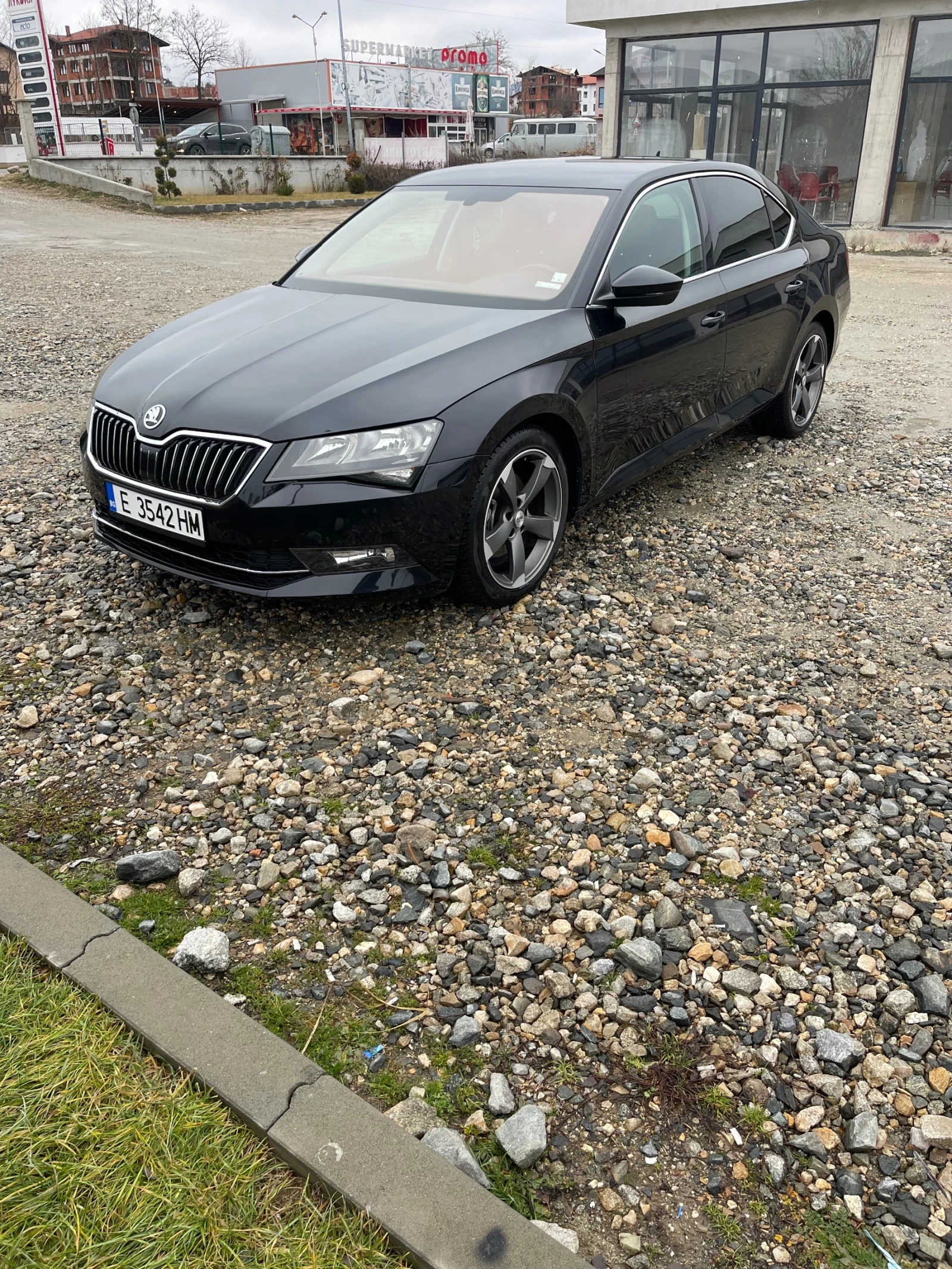 Skoda Superb  - изображение 4