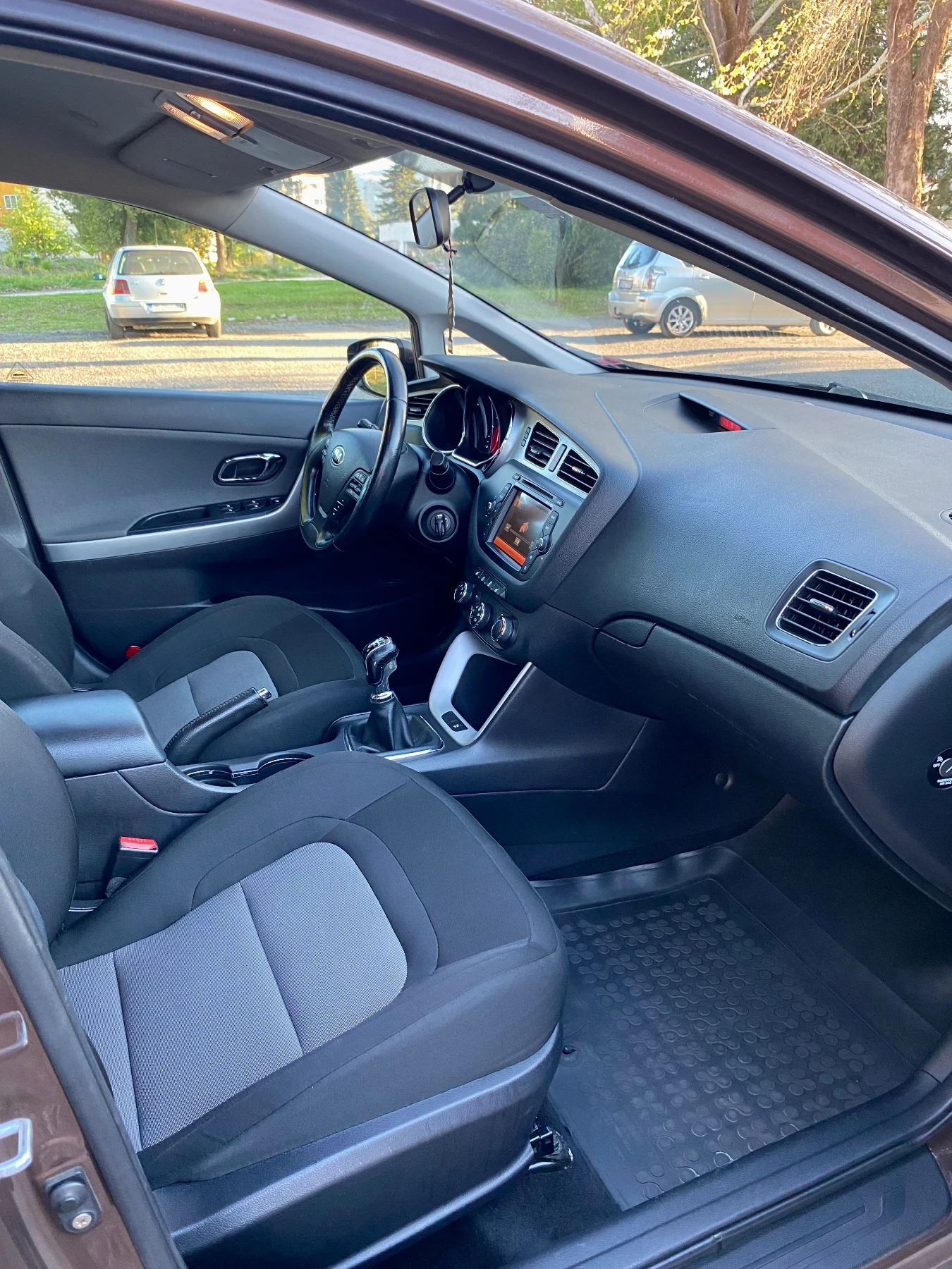 Kia Ceed 1.6 CRDi NAVI - изображение 10