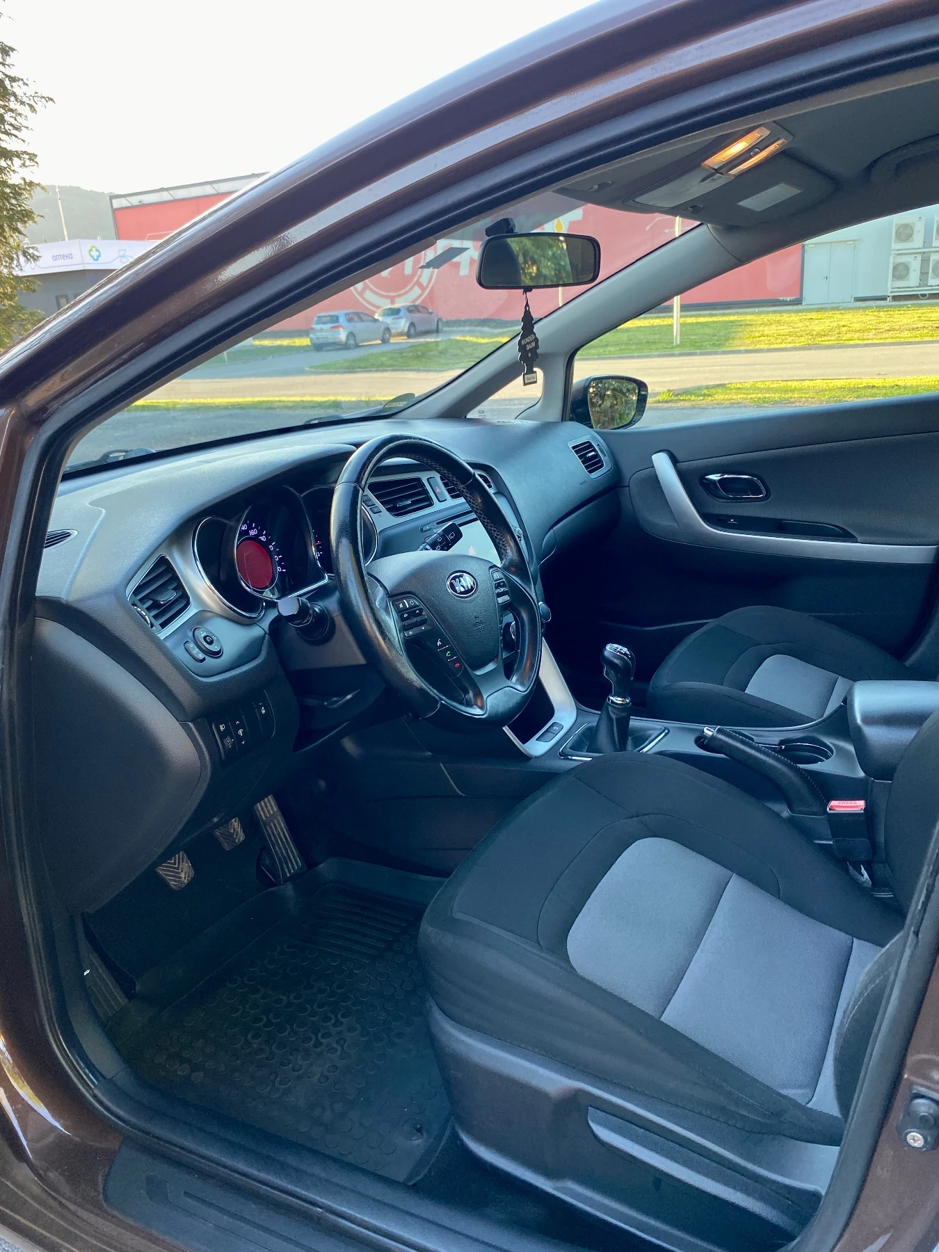 Kia Ceed 1.6 CRDi NAVI - изображение 9