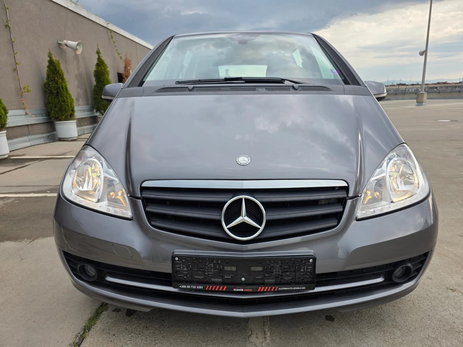 Mercedes-Benz A 160 1.5i Blue EFFICIENCY facelift - изображение 2
