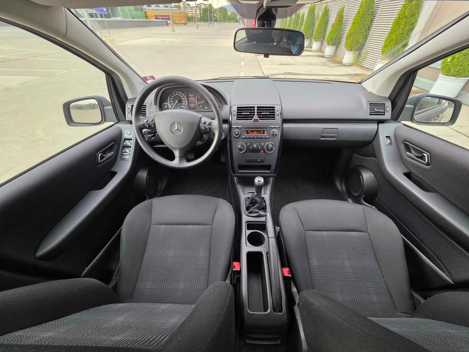 Mercedes-Benz A 160 1.5i Blue EFFICIENCY facelift - изображение 8