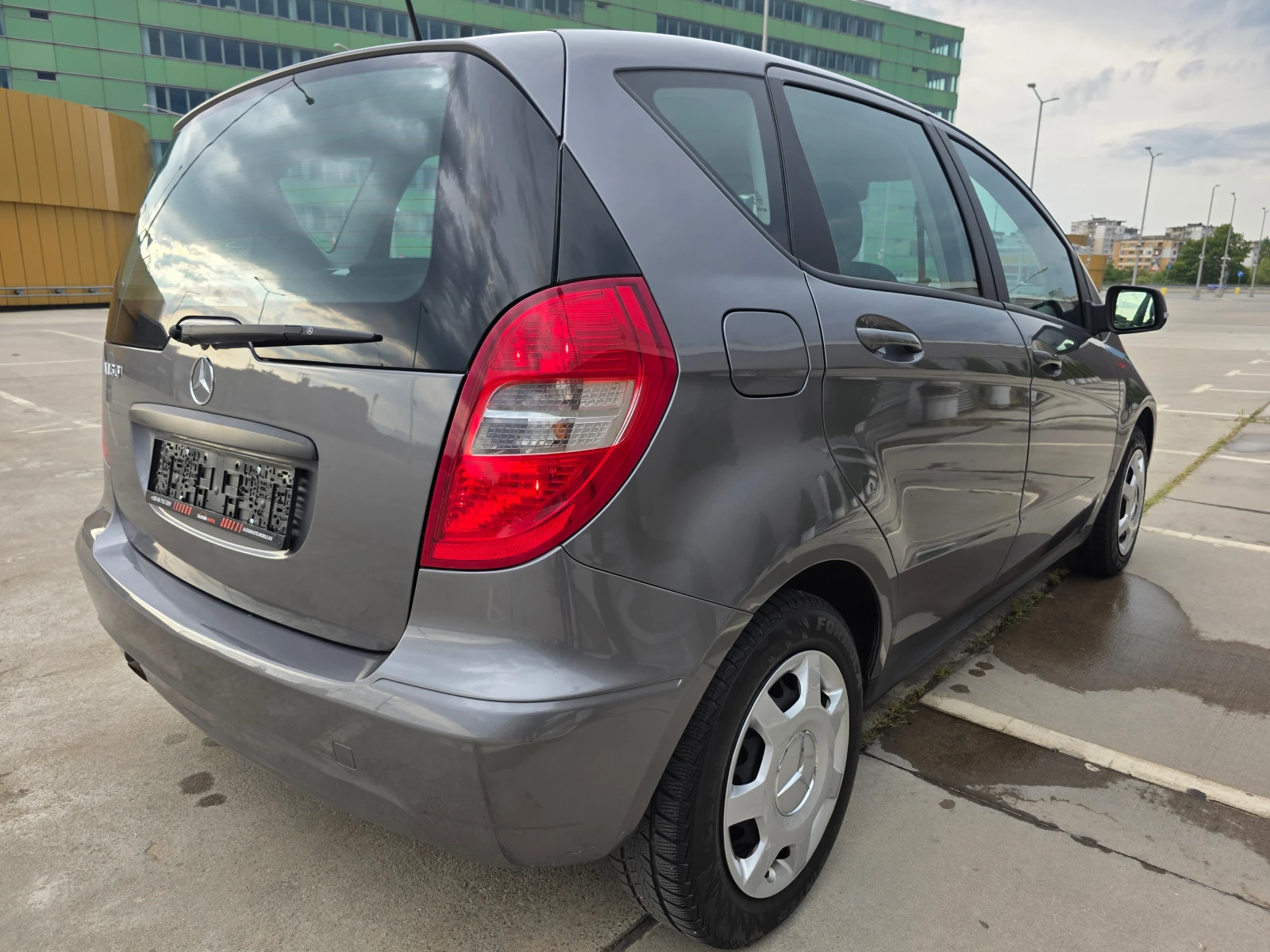 Mercedes-Benz A 160 1.5i Blue EFFICIENCY facelift - изображение 5