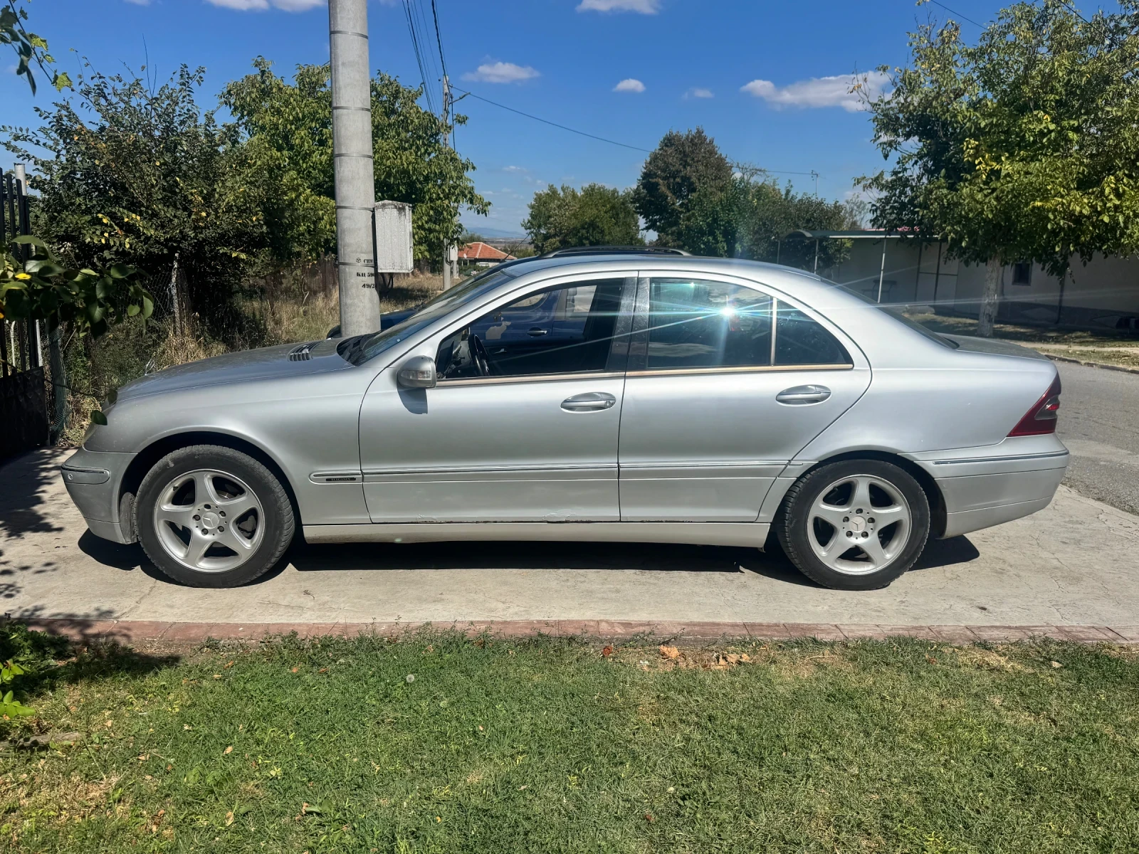Mercedes-Benz C 220  - изображение 10