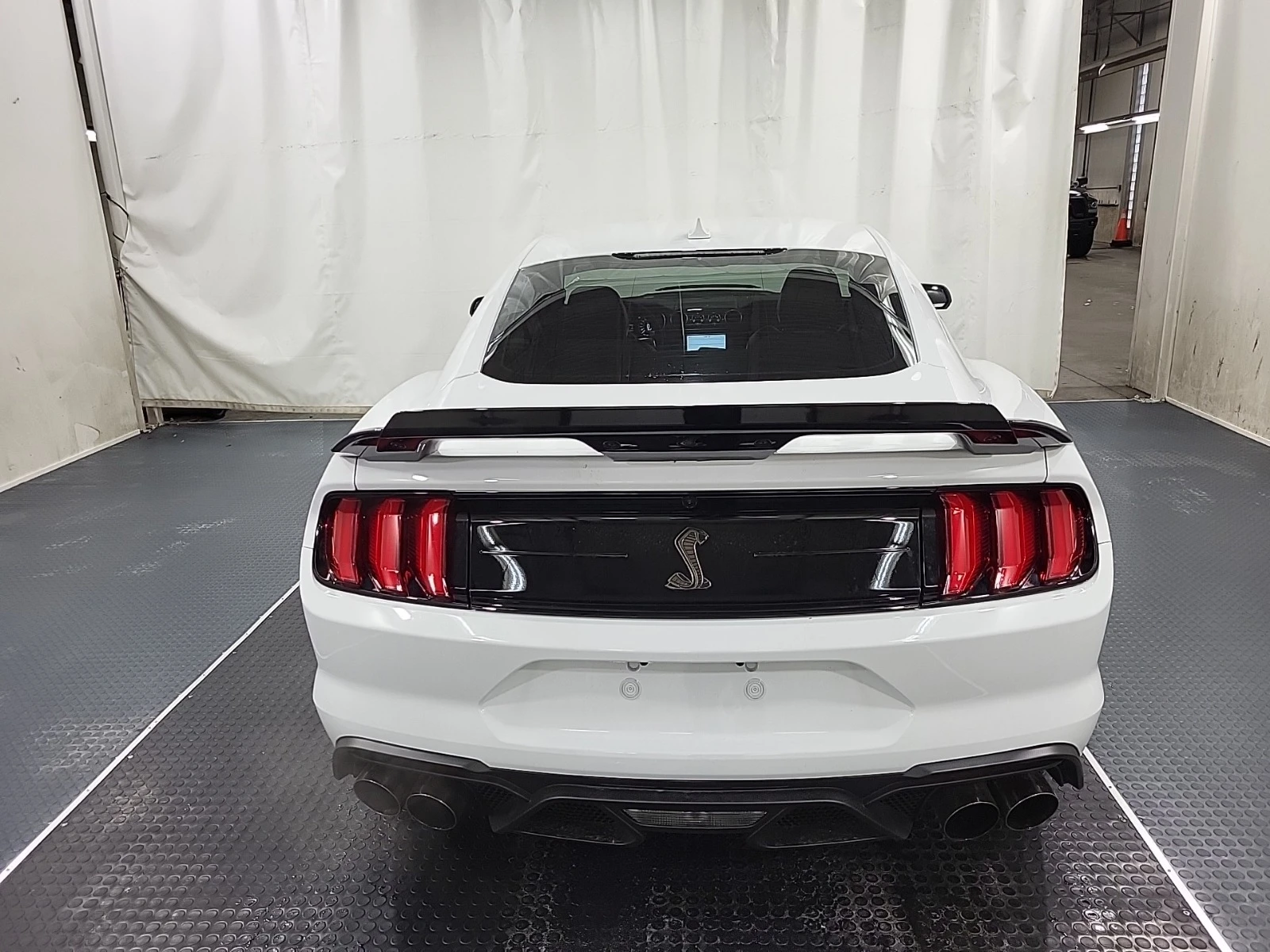 Ford Mustang SHELBY GT500 * * CARFAX * * АВТО КРЕДИТ * *  - изображение 5