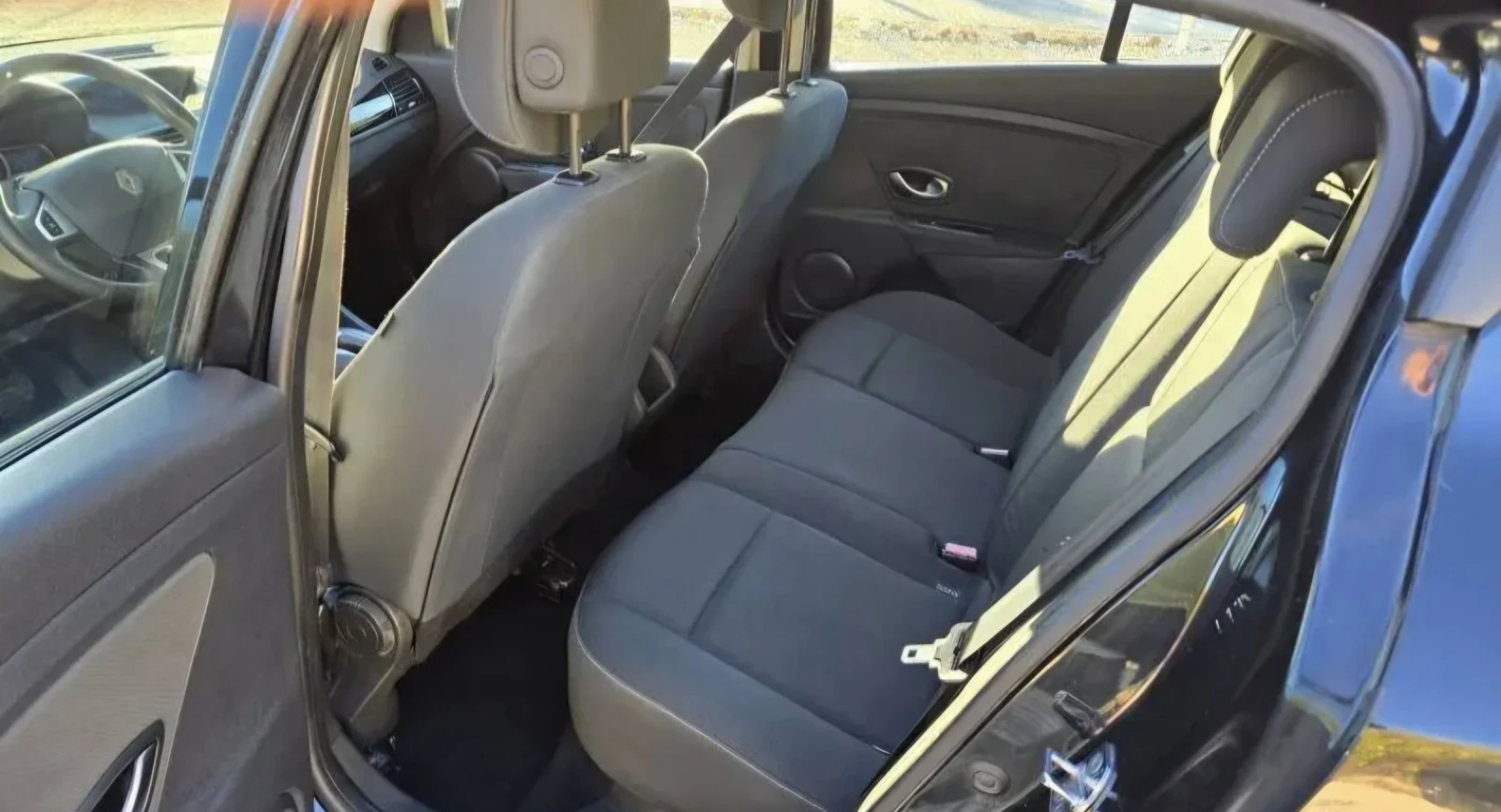 Renault Megane | Mobile.bg � ����������� 4