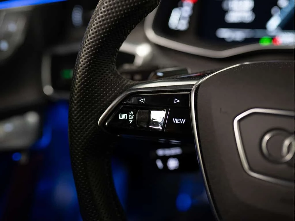 Audi S7 * PREMIUM PLUS | SPORT | B&O | SUNROOF | 22 IN  - изображение 6